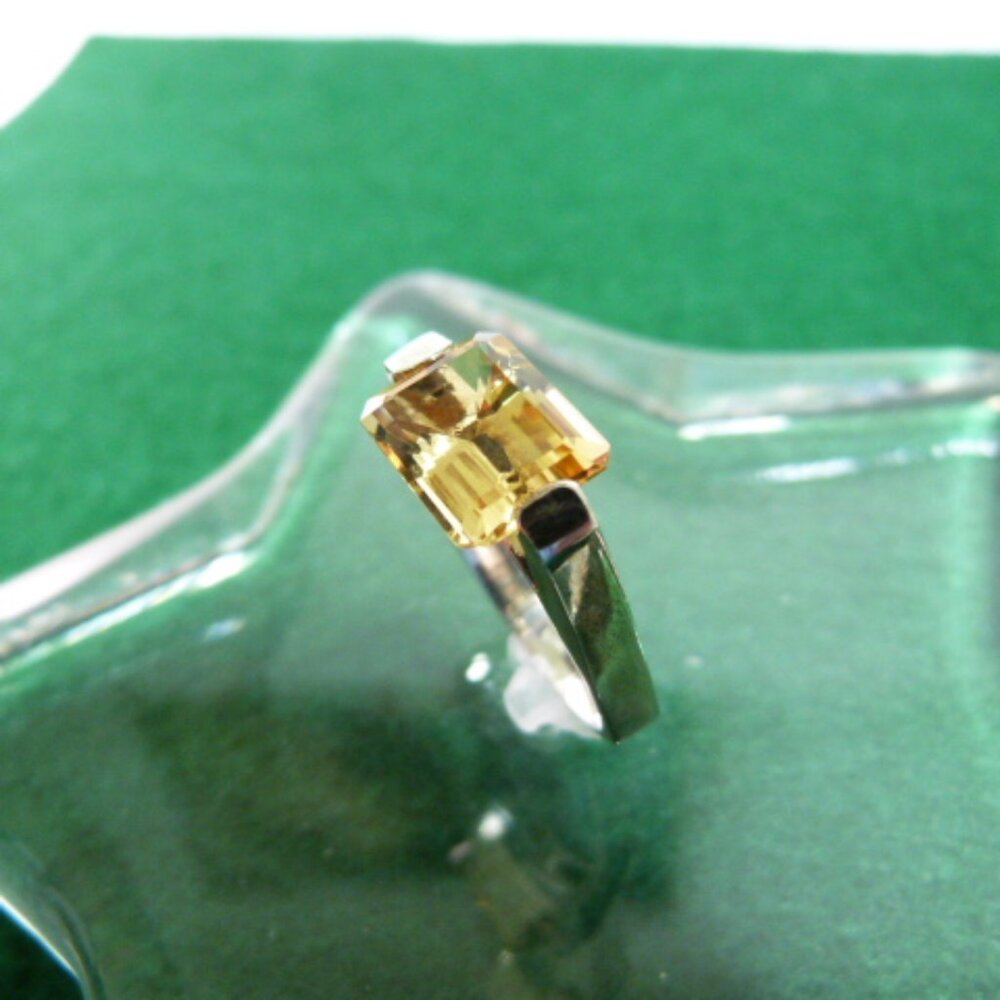 CITRINE SOLITAIRE IN STERLING SILVER